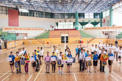 Giải giao hữu cầu lông Khối các cơ quan tham mưu tổng hợp năm 2015