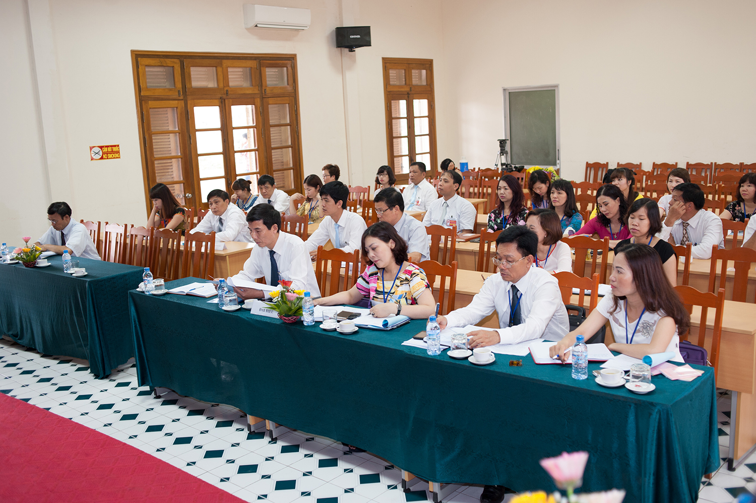 anh 3toan canh hoi nghi