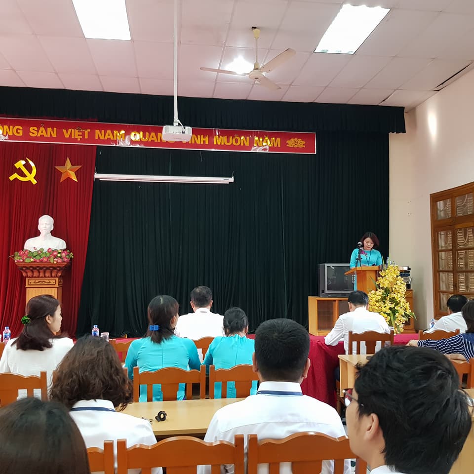 Đ/c Vũ Thị Việt Hà, Bí thư Chi bộ Công nghiệp kể câu chuyện về tấm gương, đạo đức Hồ Chí Minh