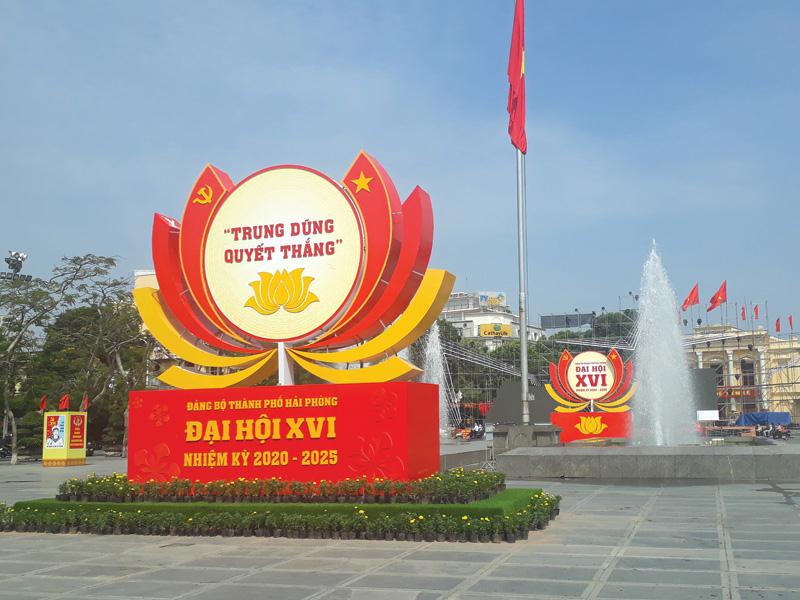 ruc ro hai phong1602614535